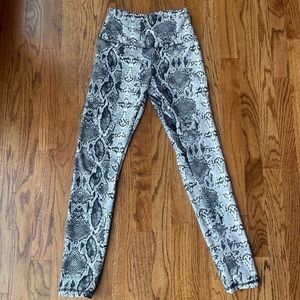 Snakeskin leggings